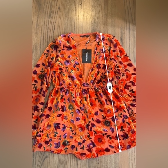 NEW PrettyLittleThing Orange Floral Devore Plunge Romper-Size 10 - Picture 8 of 9